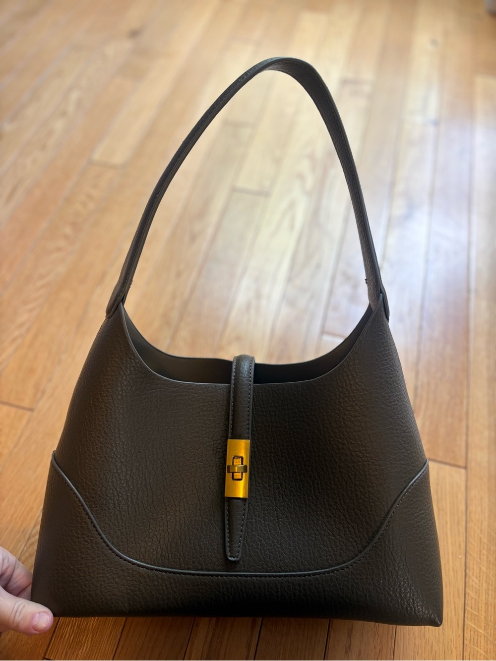 Miztique 2 bags in one.